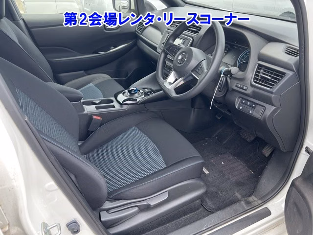 NISSAN LEAF