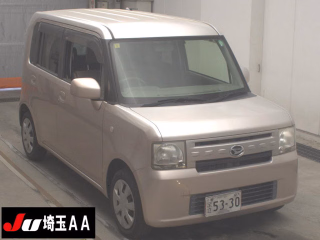 DAIHATSU MOVE CONTE