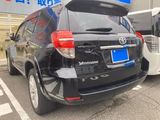 TOYOTA VANGUARD