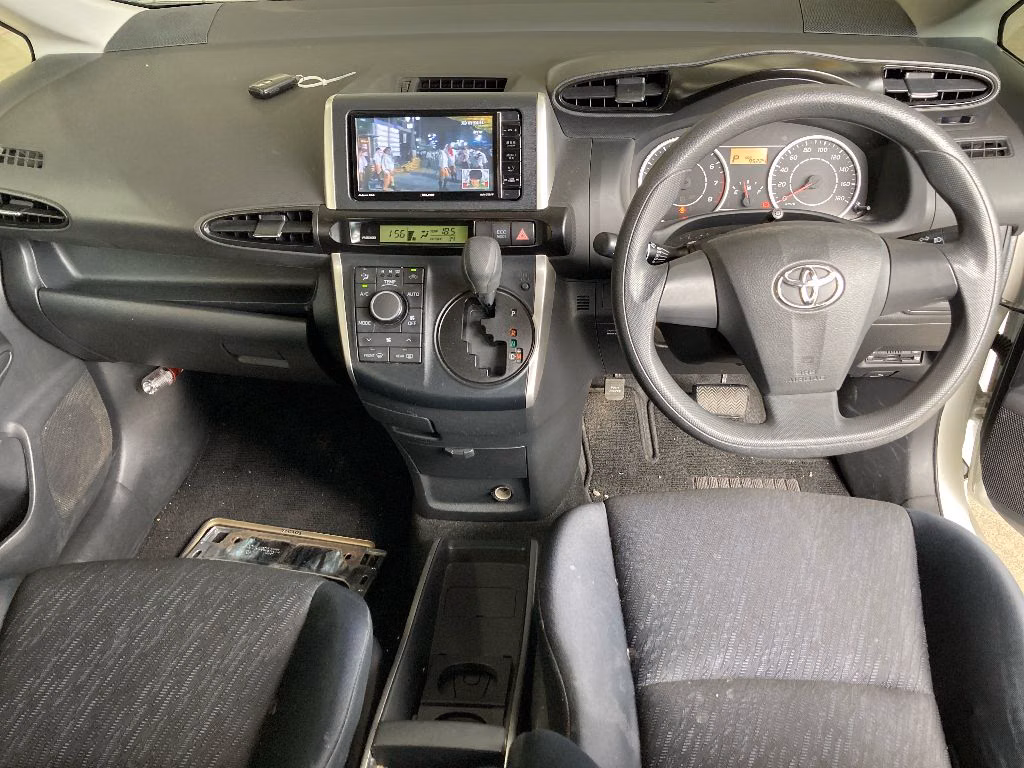 TOYOTA WISH