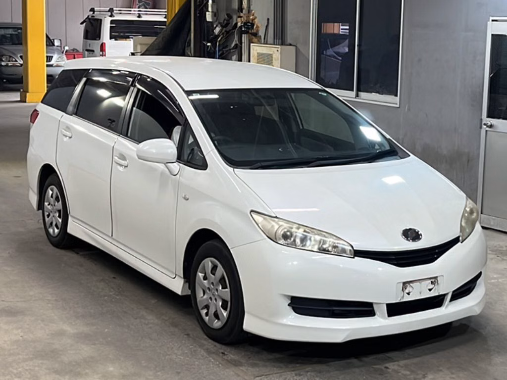 TOYOTA WISH