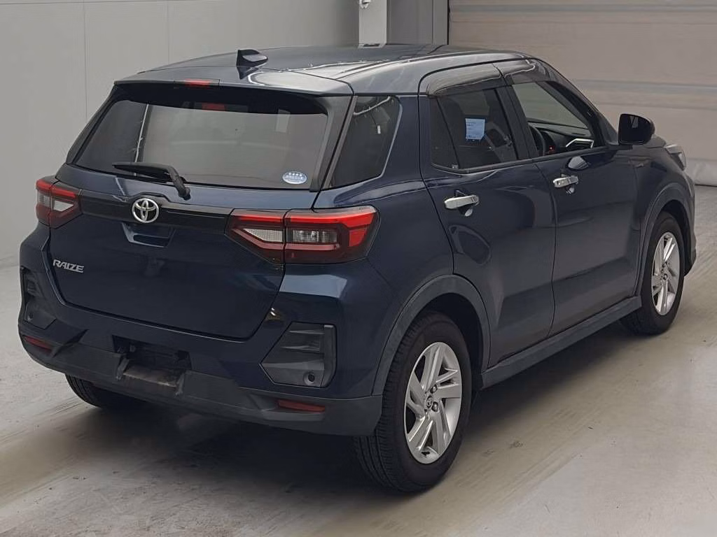 TOYOTA RAIZE