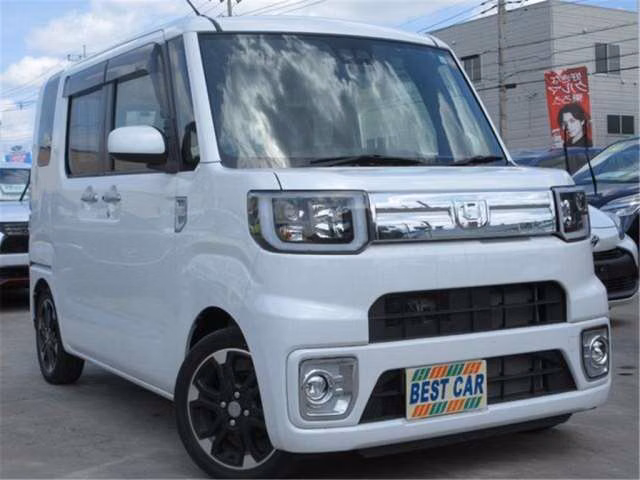 DAIHATSU WAKE