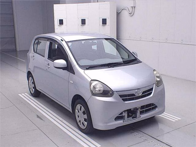TOYOTA PIXIS EPOCH