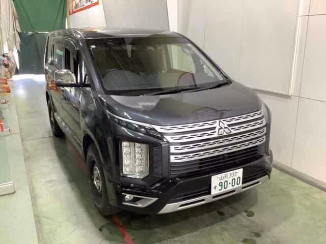 MITSUBISHI DELICA D:5