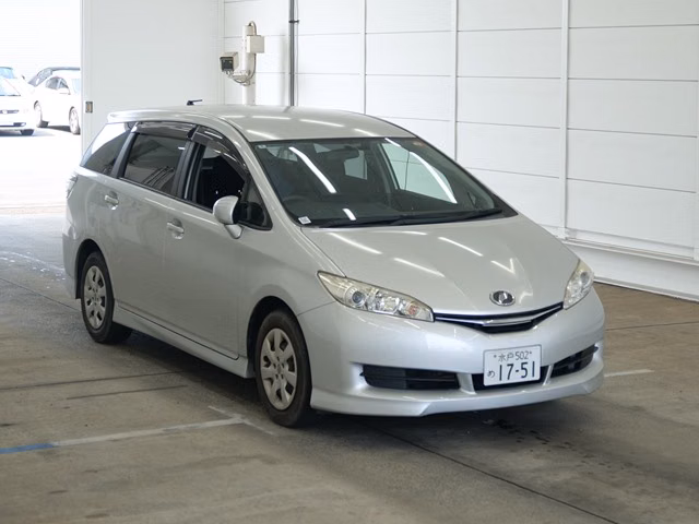 TOYOTA WISH