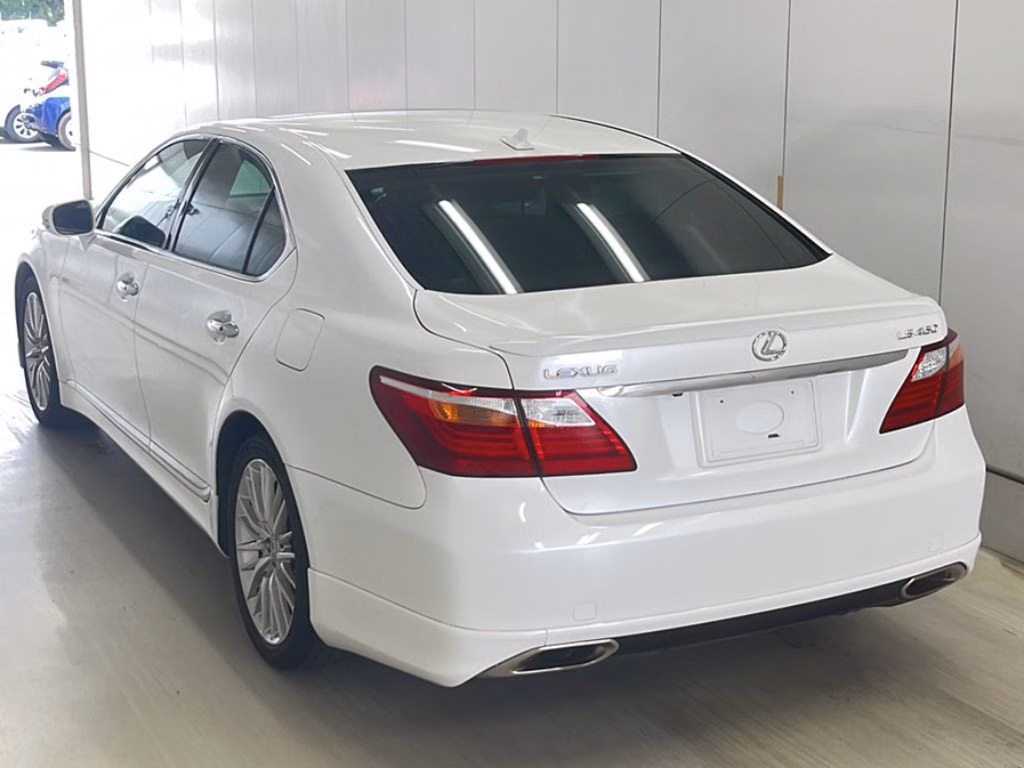 LEXUS LS460