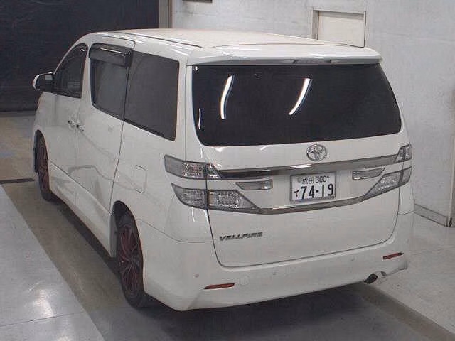 TOYOTA VELLFIRE