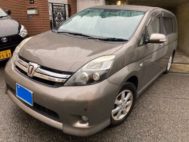 TOYOTA ISIS