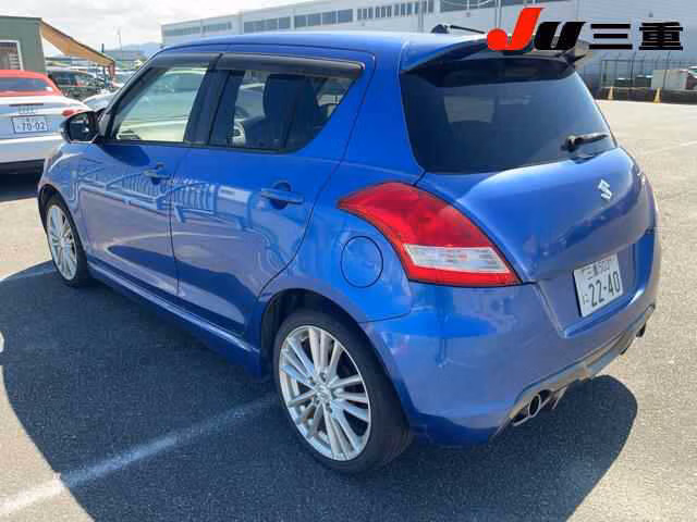 SUZUKI SWIFT