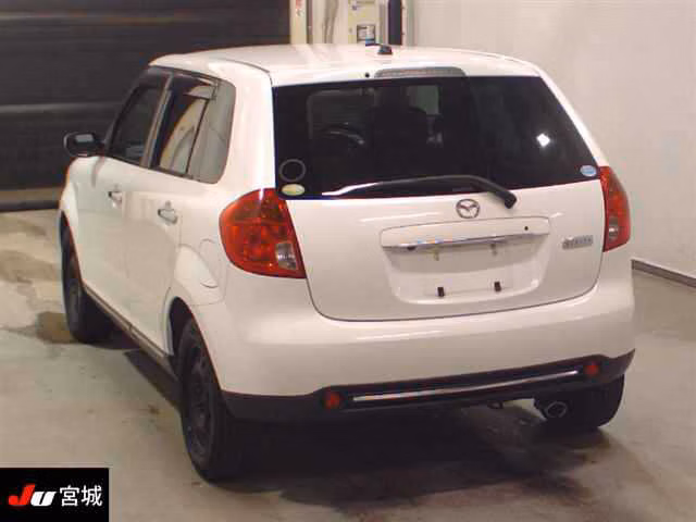 MAZDA VERISA