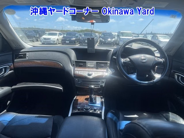 NISSAN FUGA