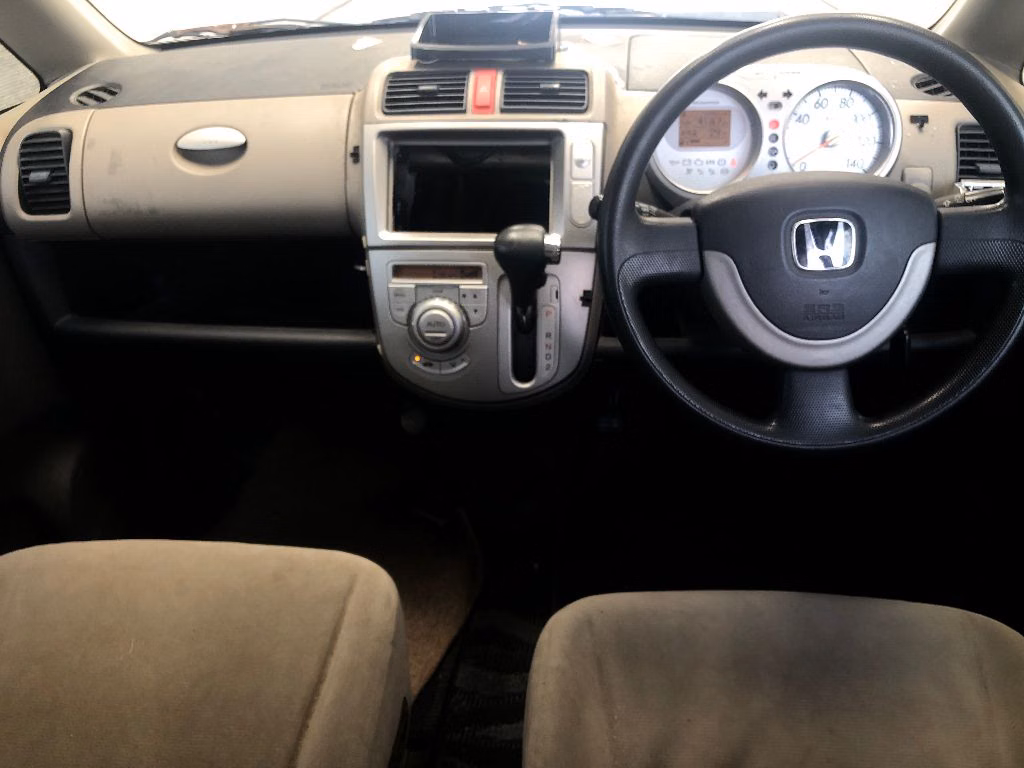 HONDA LIFE