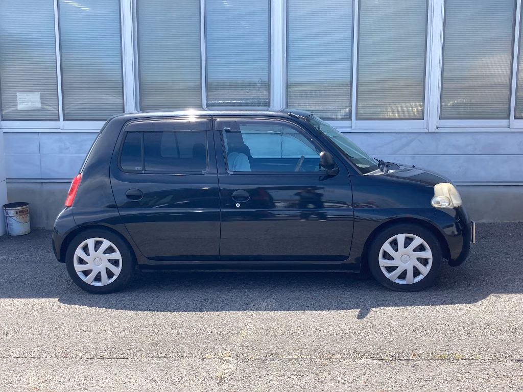 DAIHATSU ESSE