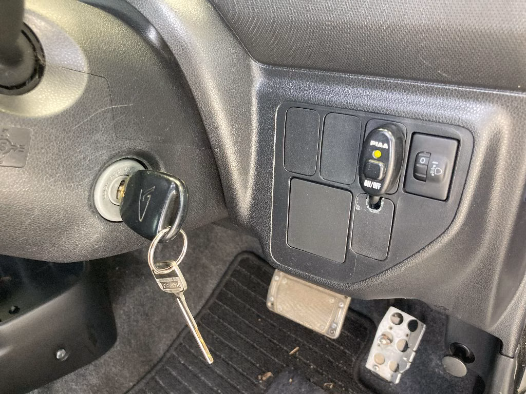 DAIHATSU ESSE