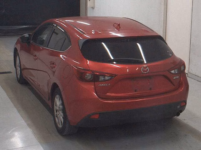 MAZDA AXELA