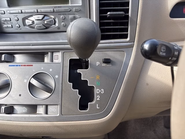 TOYOTA RAUM