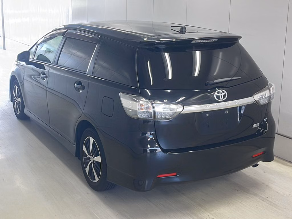TOYOTA WISH