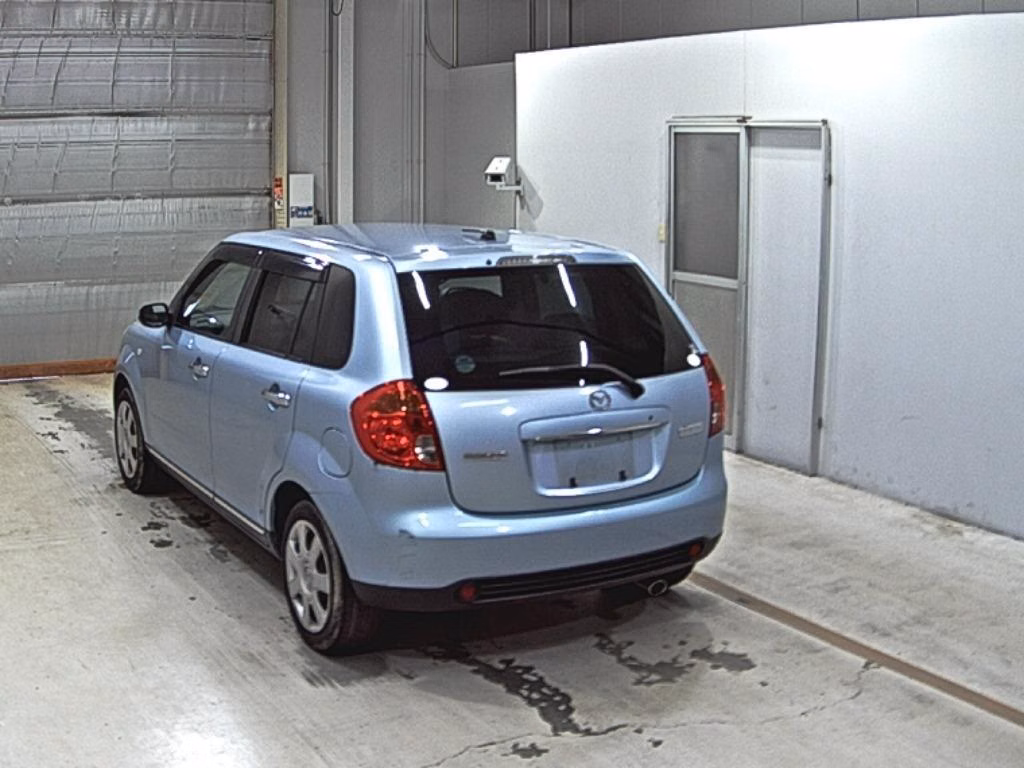 MAZDA VERISA