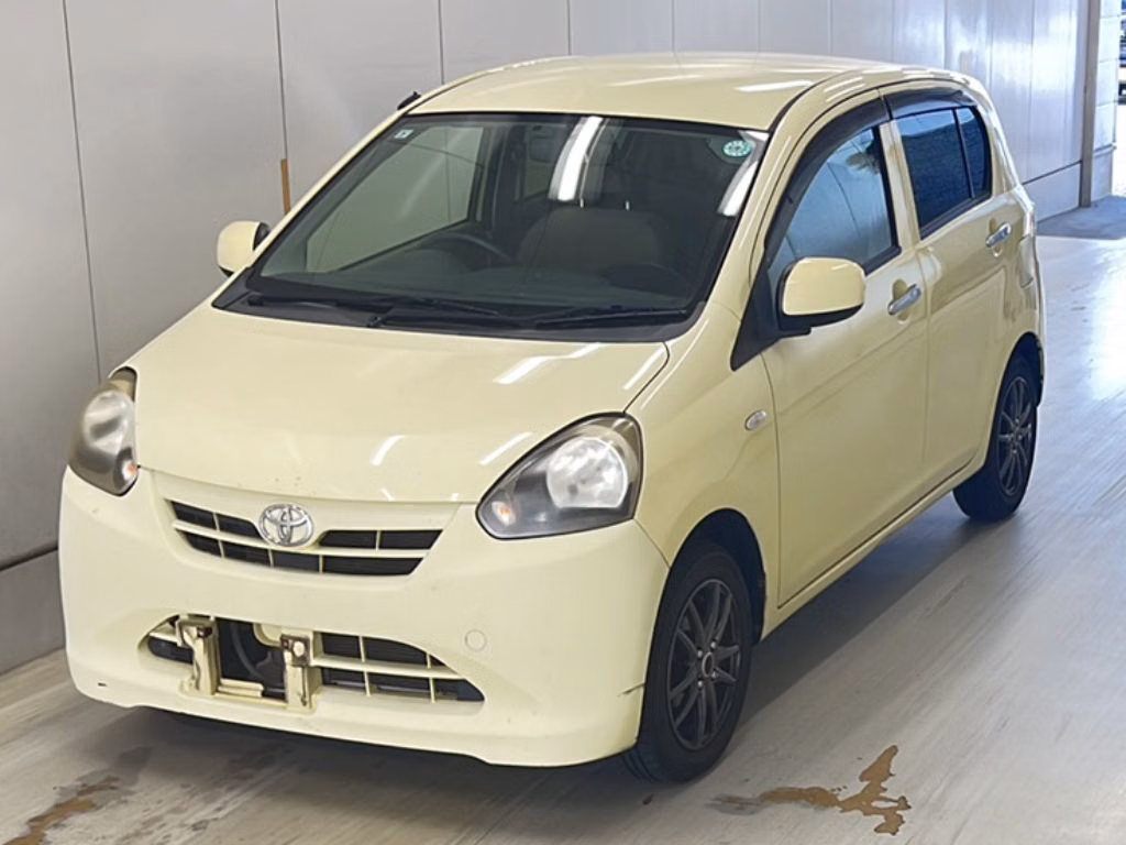 TOYOTA PIXIS EPOCH