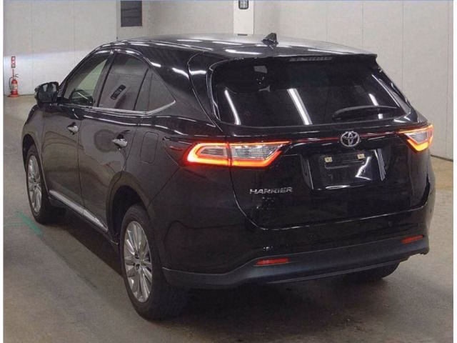 TOYOTA HARRIER