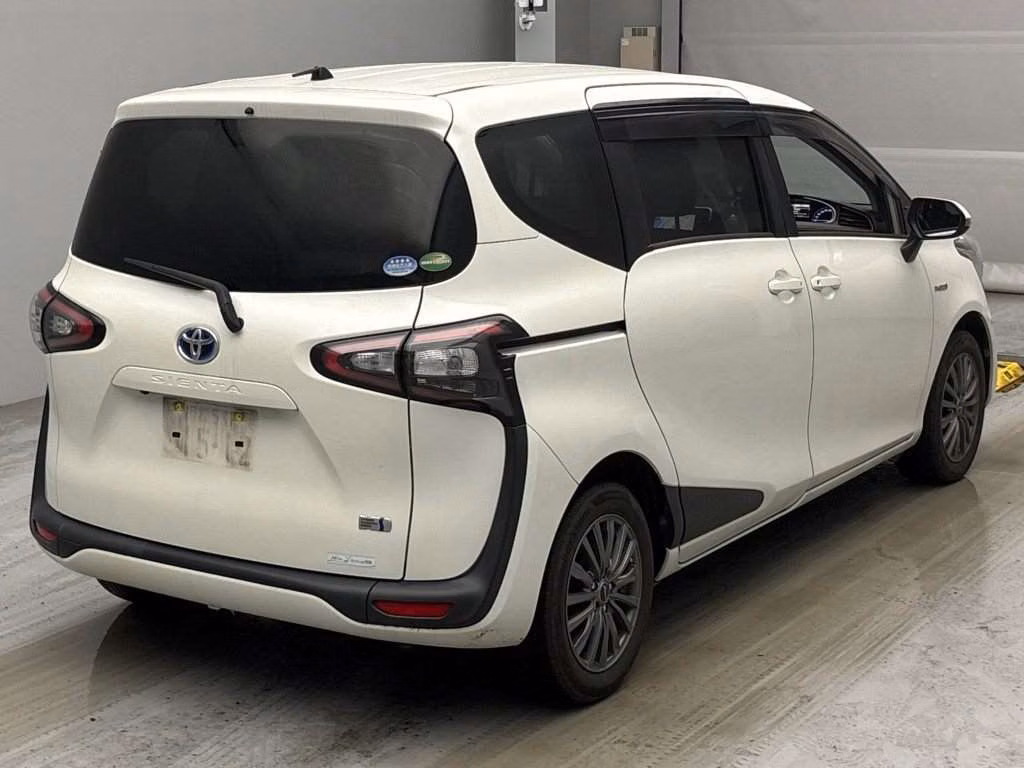 TOYOTA SIENTA