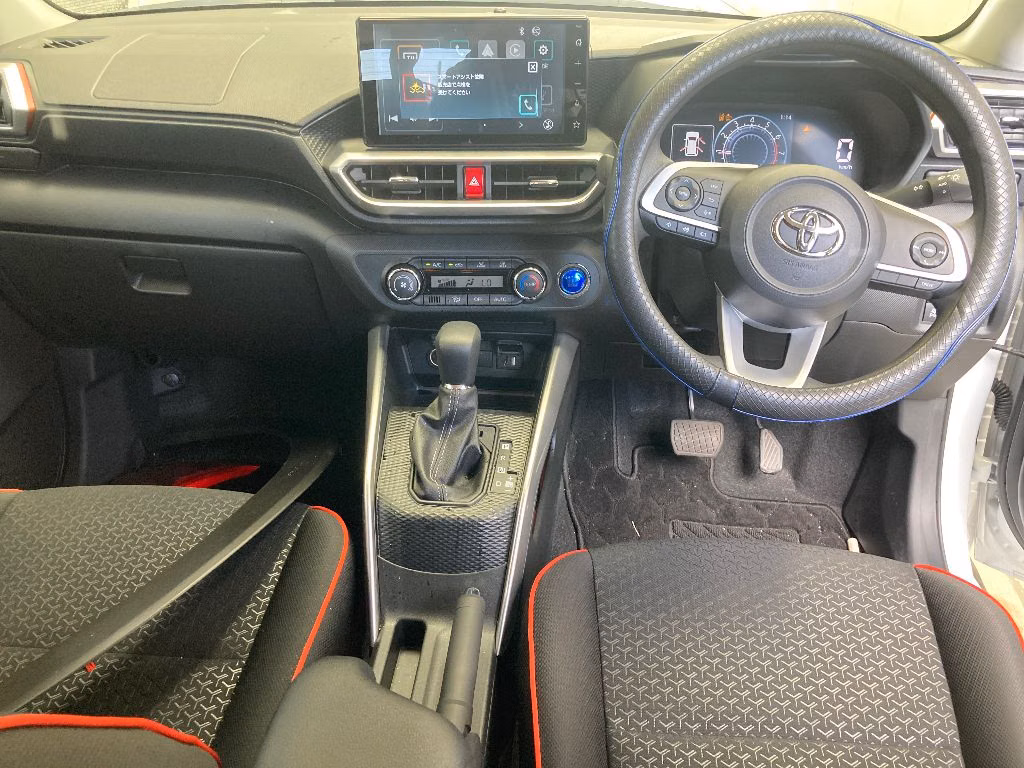 TOYOTA RAIZE