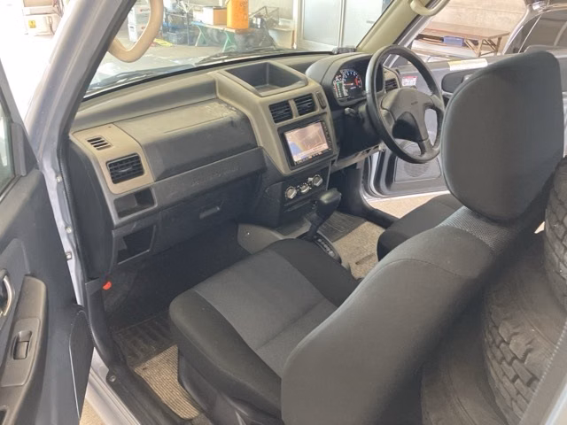 MITSUBISHI PAJERO MINI