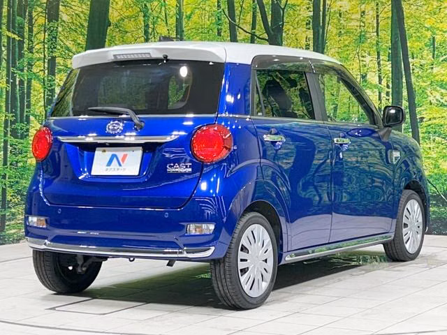 DAIHATSU CAST