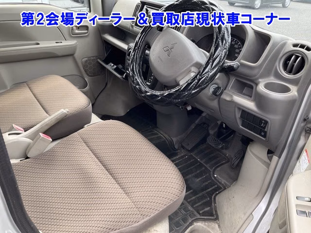 MITSUBISHI MINICAB