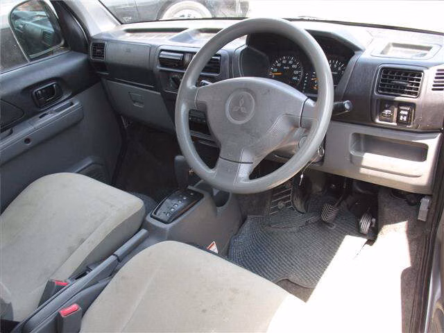 MITSUBISHI TOWN BOX