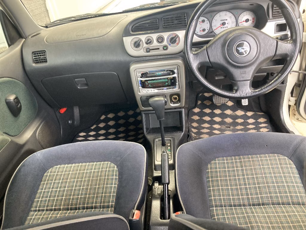 DAIHATSU MIRA GINO