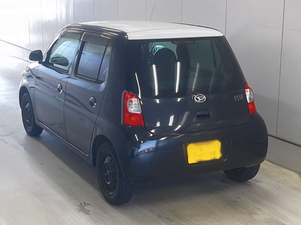 DAIHATSU ESSE