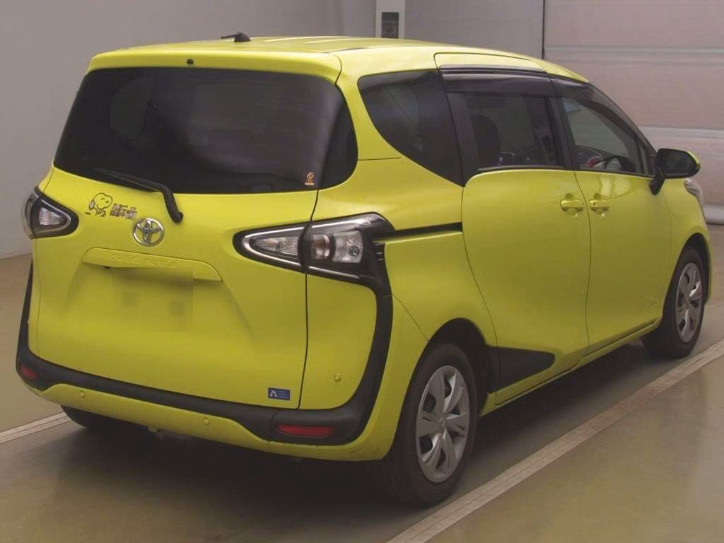 TOYOTA SIENTA