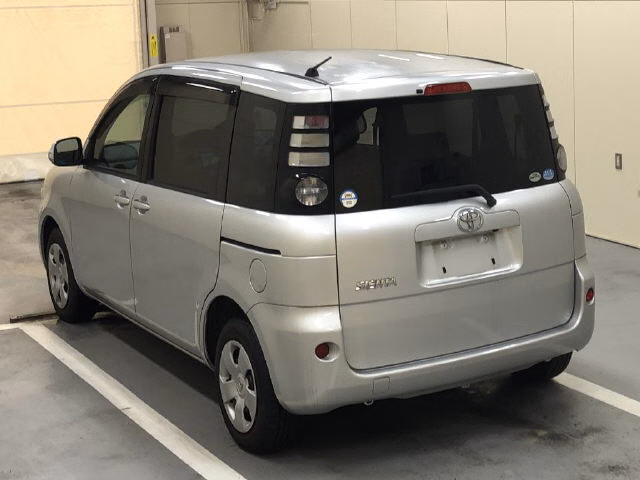 TOYOTA SIENTA