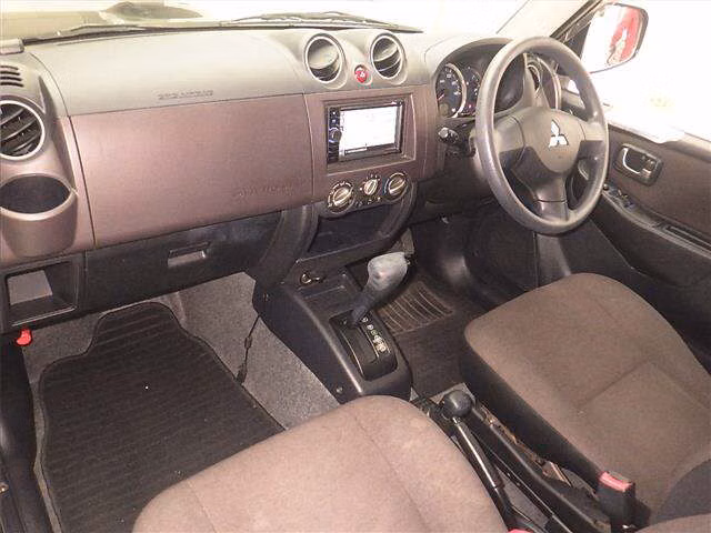 MITSUBISHI PAJERO MINI