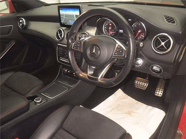 MERCEDES-BENZ CLA-CLASS