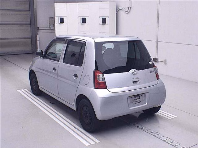 DAIHATSU ESSE