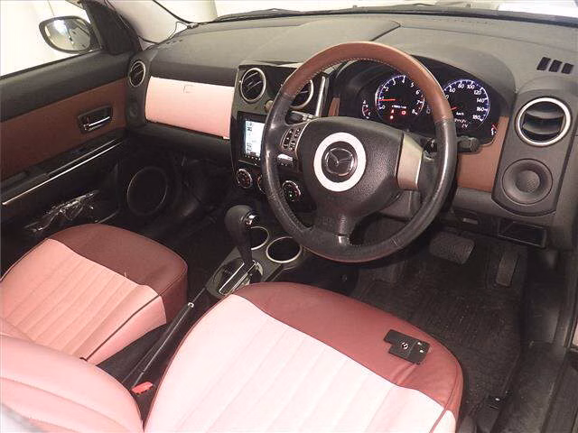 MAZDA VERISA