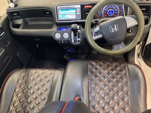 HONDA LIFE