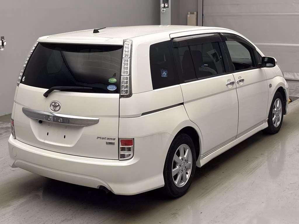 TOYOTA ISIS