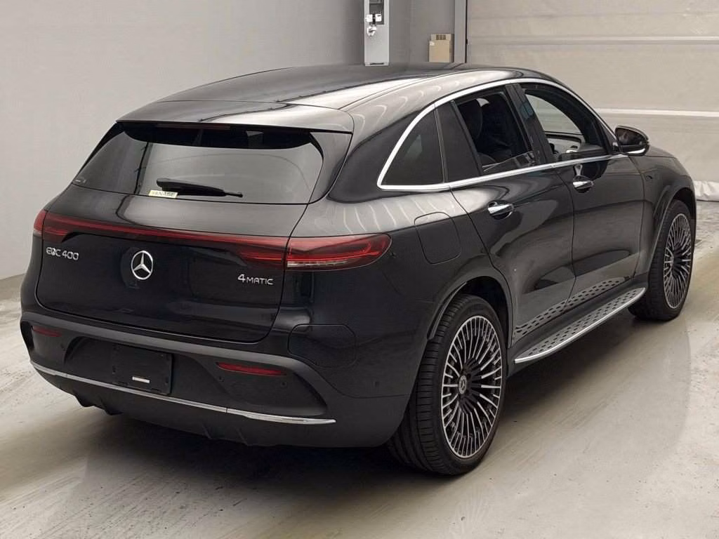 MERCEDES-BENZ EQC