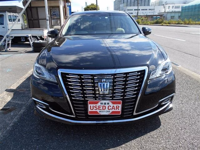 TOYOTA CROWN
