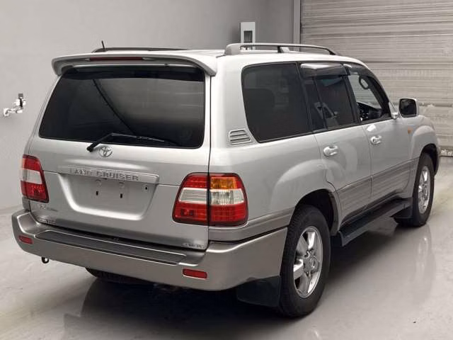 TOYOTA LAND CRUISER