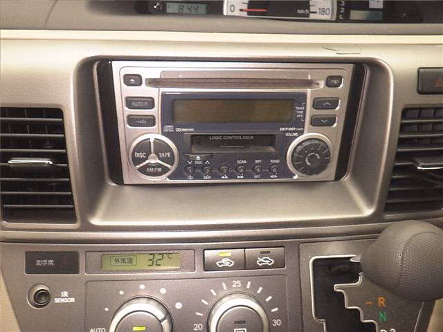 TOYOTA RAUM