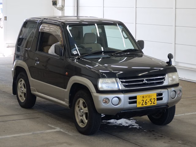 MITSUBISHI PAJERO MINI