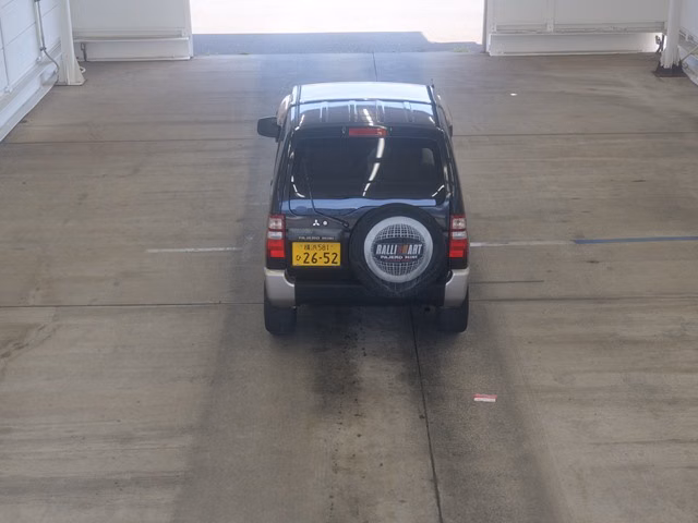MITSUBISHI PAJERO MINI