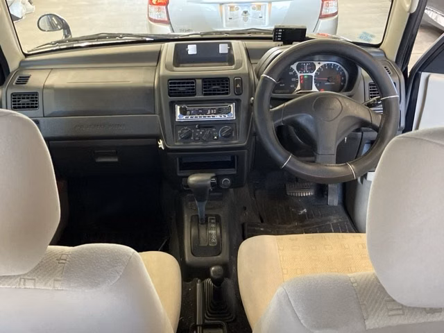 MITSUBISHI PAJERO MINI