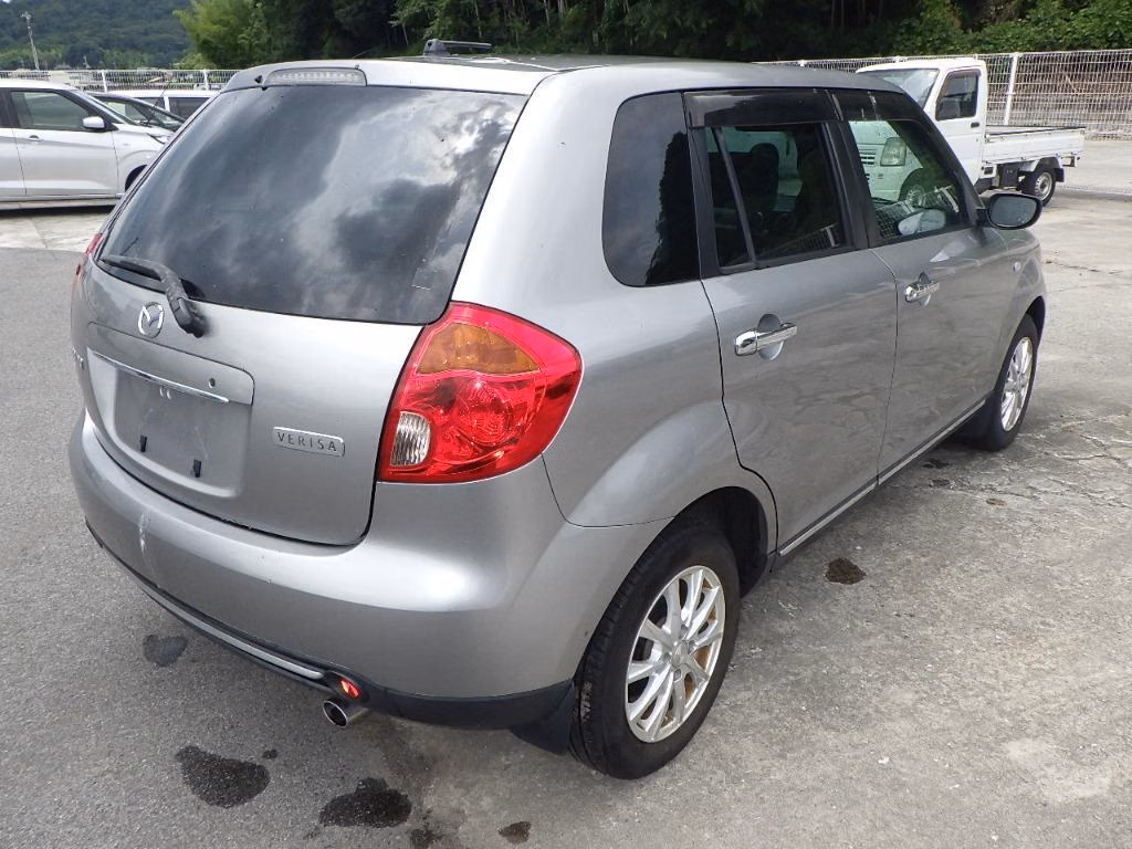 MAZDA VERISA