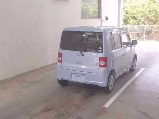 DAIHATSU MOVE CONTE